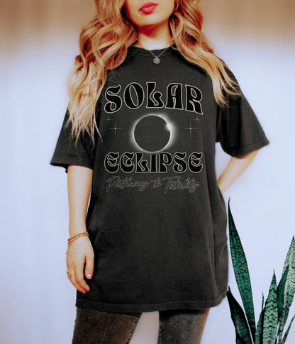 Solar Eclipse, Pathway to Totality T-shirt