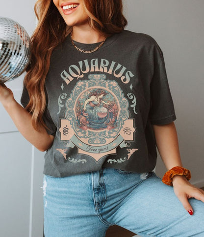 Aquarius Vintage Style T-shirt